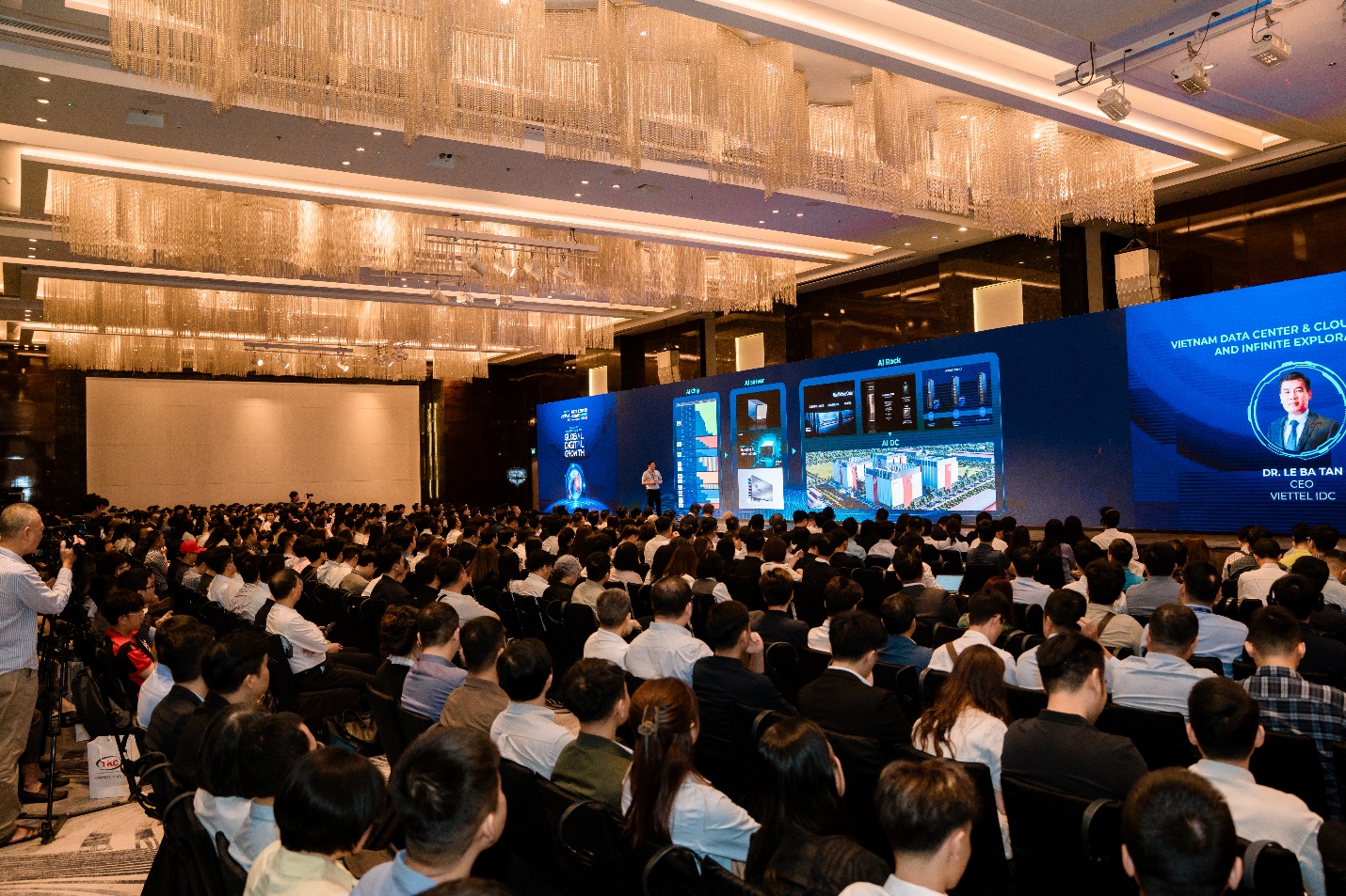 DCCI Summit 2026: Không nhìn AI một cách riêng lẻ mà nhìn theo một chuỗi hạ tầng liên thông - Ảnh 3.